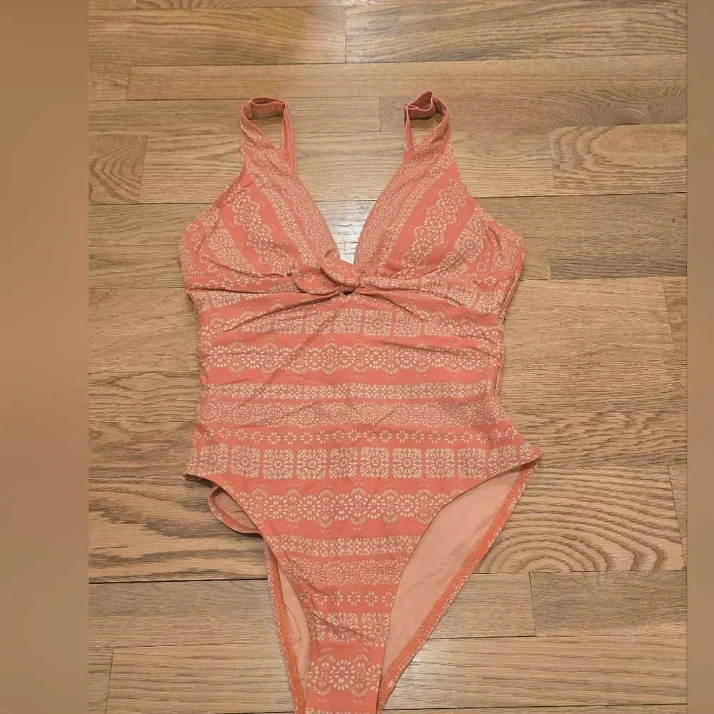 Robin Piccone Isla Plunge One Piece Swimsuit in Terracotta SZ 14 NWOT